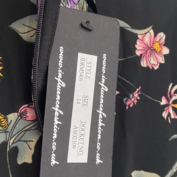 - Floral detail stunning dress influence fashion size 14 new pattern summer - Picture 4 of 9